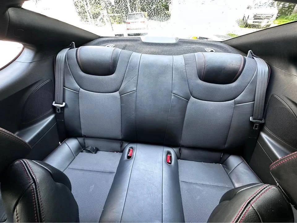 2014 Hyundai Genesis Coupe - Image 7 of 11