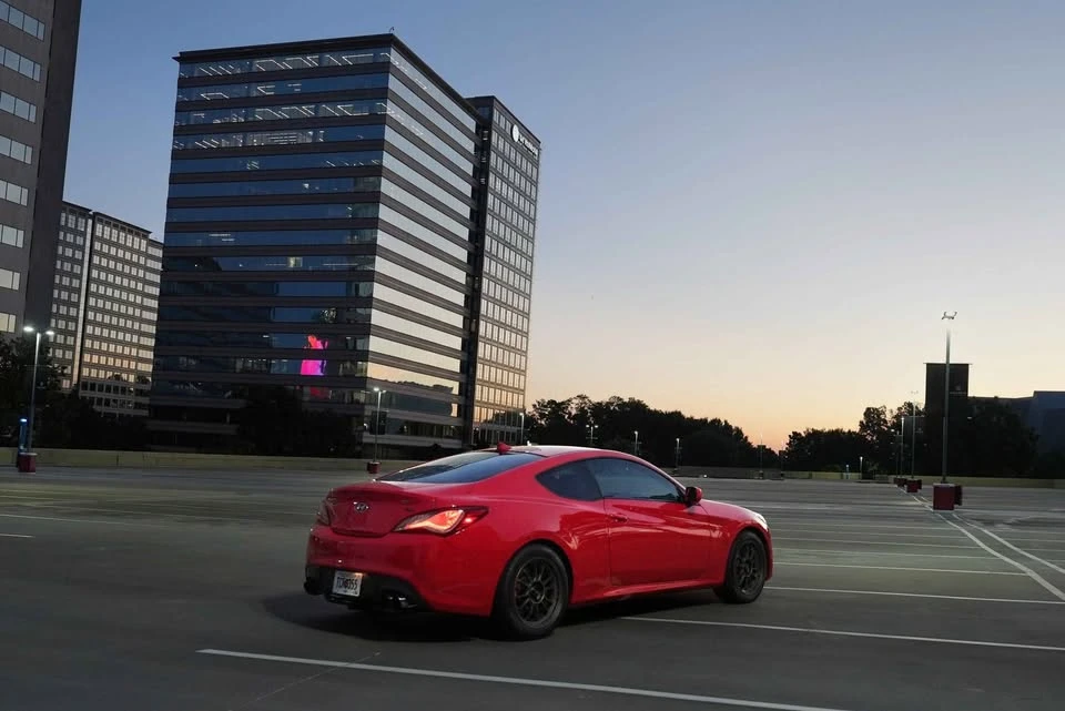 2014 Hyundai Genesis Coupe - Image 2 of 20