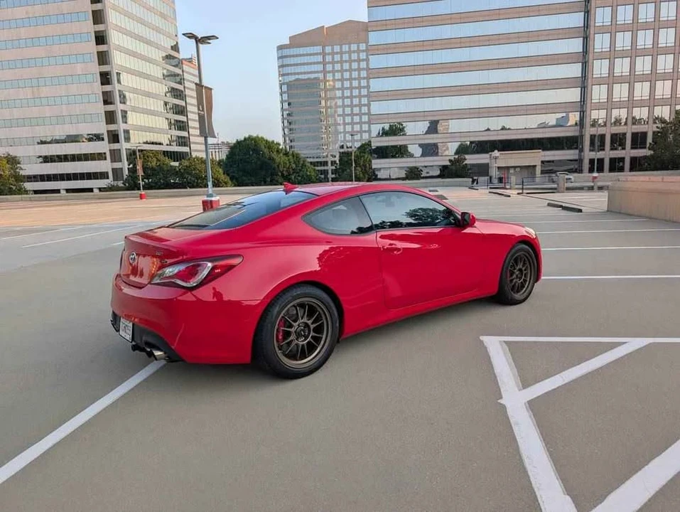 2014 Hyundai Genesis Coupe - Image 8 of 20
