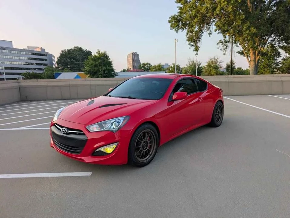 2014 Hyundai Genesis Coupe - Image 7 of 20