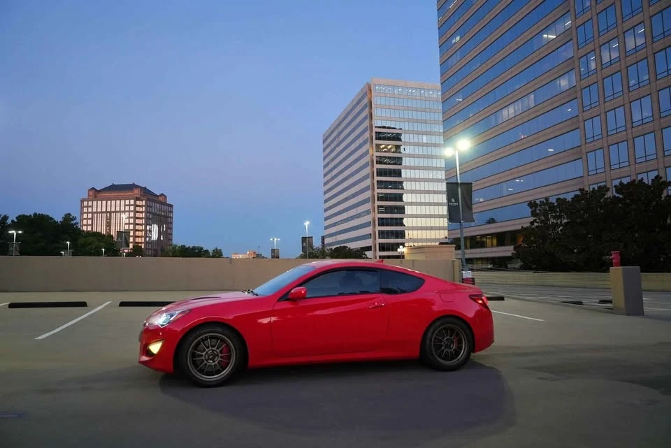 2014 Hyundai Genesis Coupe - Image 4 of 20