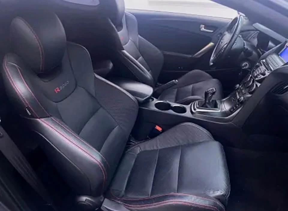 2014 Hyundai Genesis Coupe - Image 2 of 7