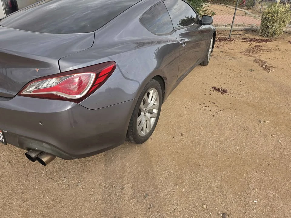 2014 Hyundai Genesis Coupe - Image 6 of 8