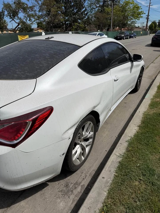 2014 Hyundai Genesis Coupe - Image 5 of 5