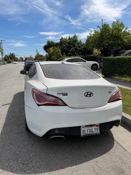 2014 Hyundai Genesis Coupe - Image 4 of 5