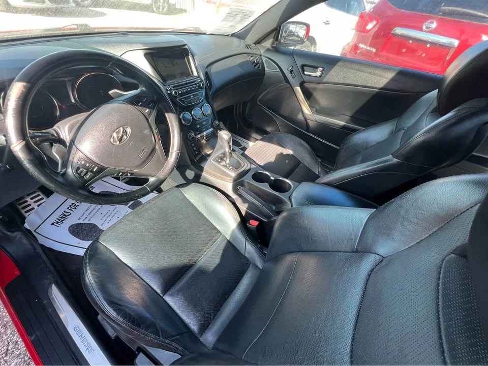 2014 Hyundai Genesis Coupe - Image 3 of 3