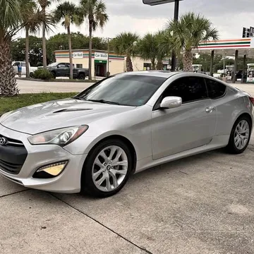 2014 Hyundai Genesis Coupe 3.8 Coupe 2D