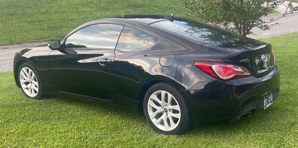 2014 Hyundai Genesis Coupe - Image 8 of 14