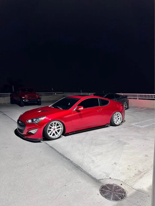 2014 Hyundai Genesis Coupe - Image 4 of 7