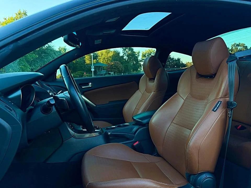 2014 Hyundai Genesis Coupe - Image 8 of 20