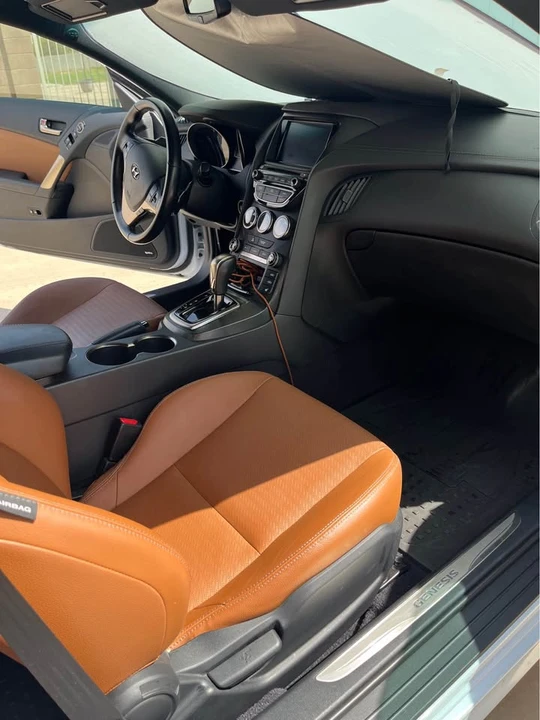 2014 Hyundai Genesis Coupe - Image 8 of 15