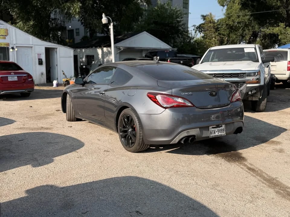 2014 Hyundai Genesis Coupe - Image 5 of 12