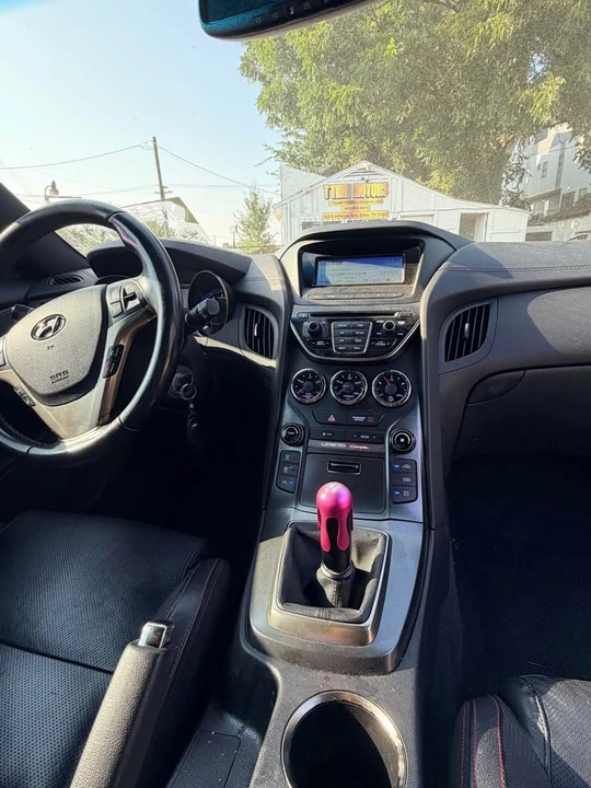 2014 Hyundai Genesis Coupe - Image 12 of 12