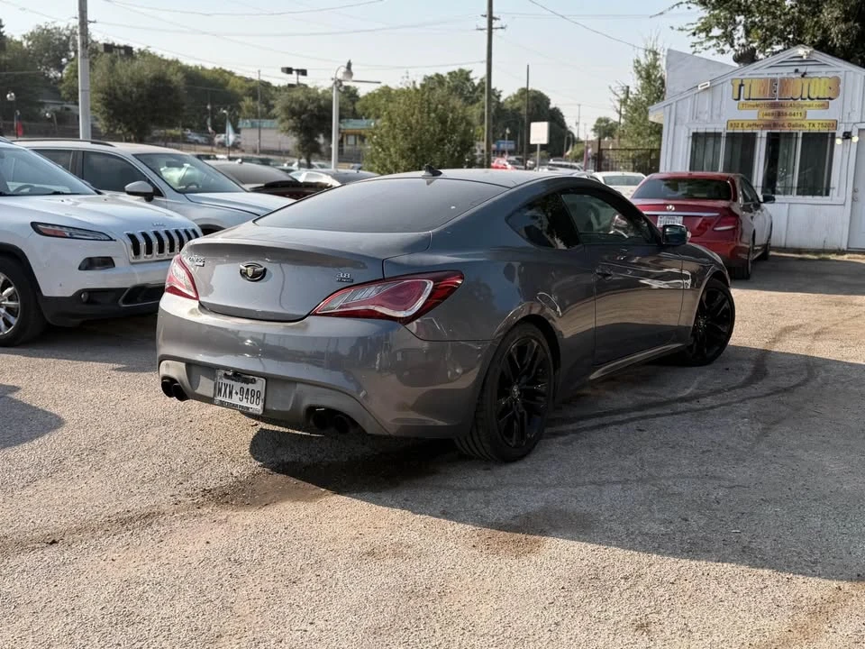 2014 Hyundai Genesis Coupe - Image 4 of 12