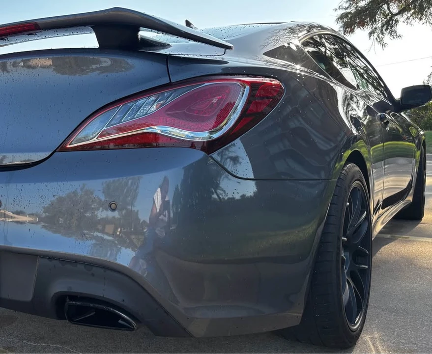 2014 Hyundai Genesis Coupe - Image 7 of 8
