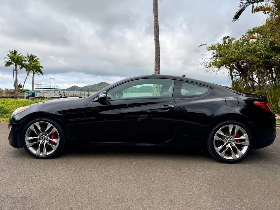2014 Hyundai Genesis Coupe - Image 2 of 15