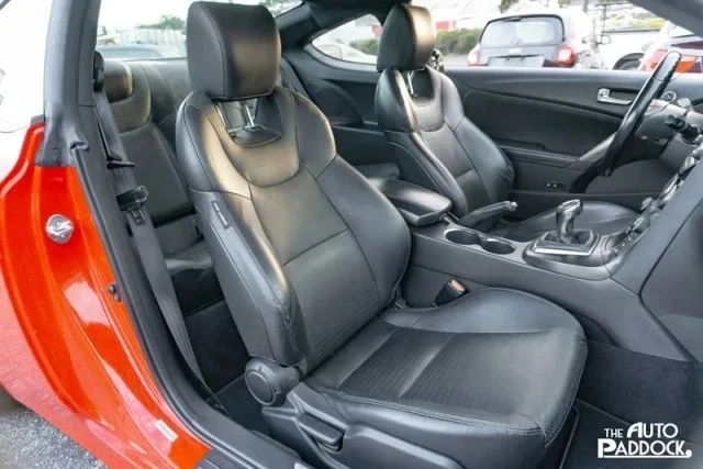 2014 Hyundai Genesis Coupe - Image 14 of 21
