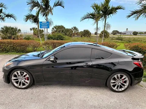 2014 Hyundai Genesis Coupe 3.8 Ultimate Coupe 2D