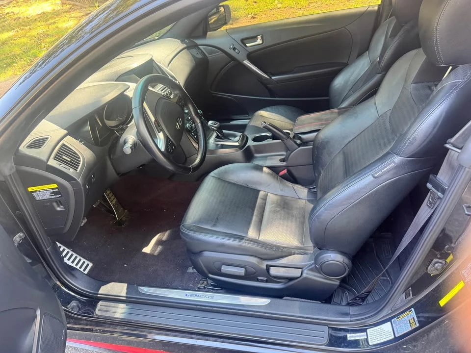 2014 Hyundai Genesis Coupe - Image 9 of 18