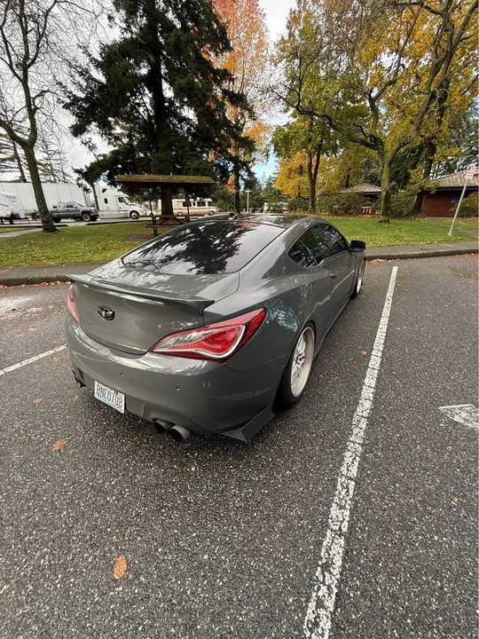 2014 Hyundai Genesis Coupe - Image 5 of 7
