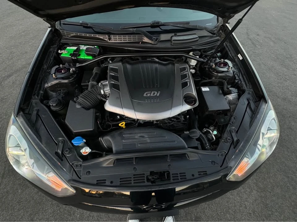 2014 Hyundai Genesis Coupe - Image 14 of 19