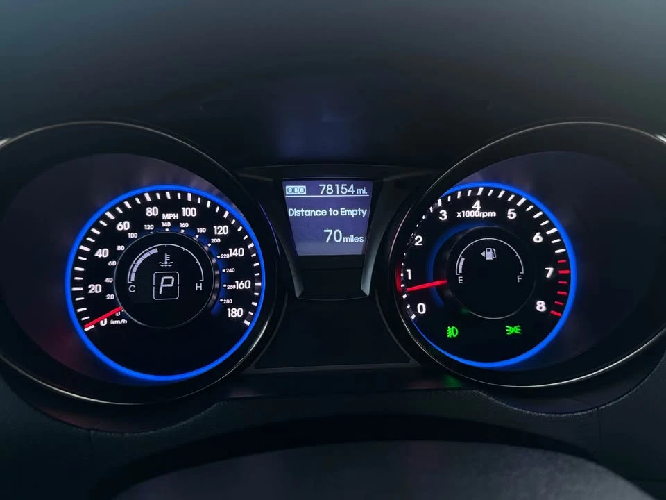 2014 Hyundai Genesis Coupe - Image 17 of 19