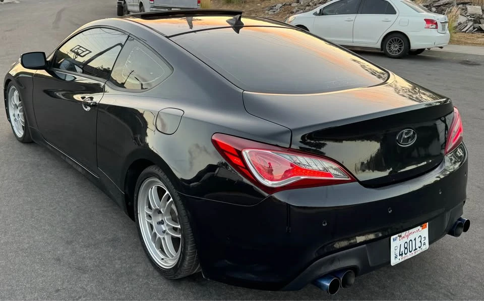 2014 Hyundai Genesis Coupe - Image 6 of 19