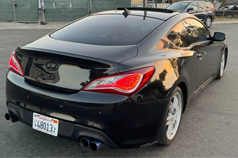 2014 Hyundai Genesis Coupe - Image 5 of 19