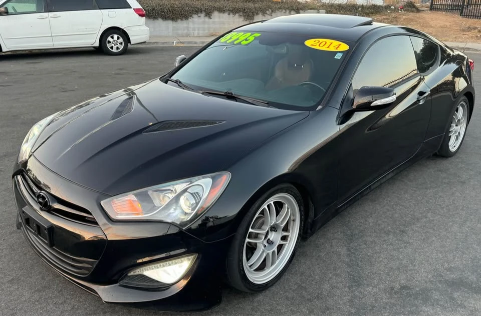 2014 Hyundai Genesis Coupe - Image 7 of 19