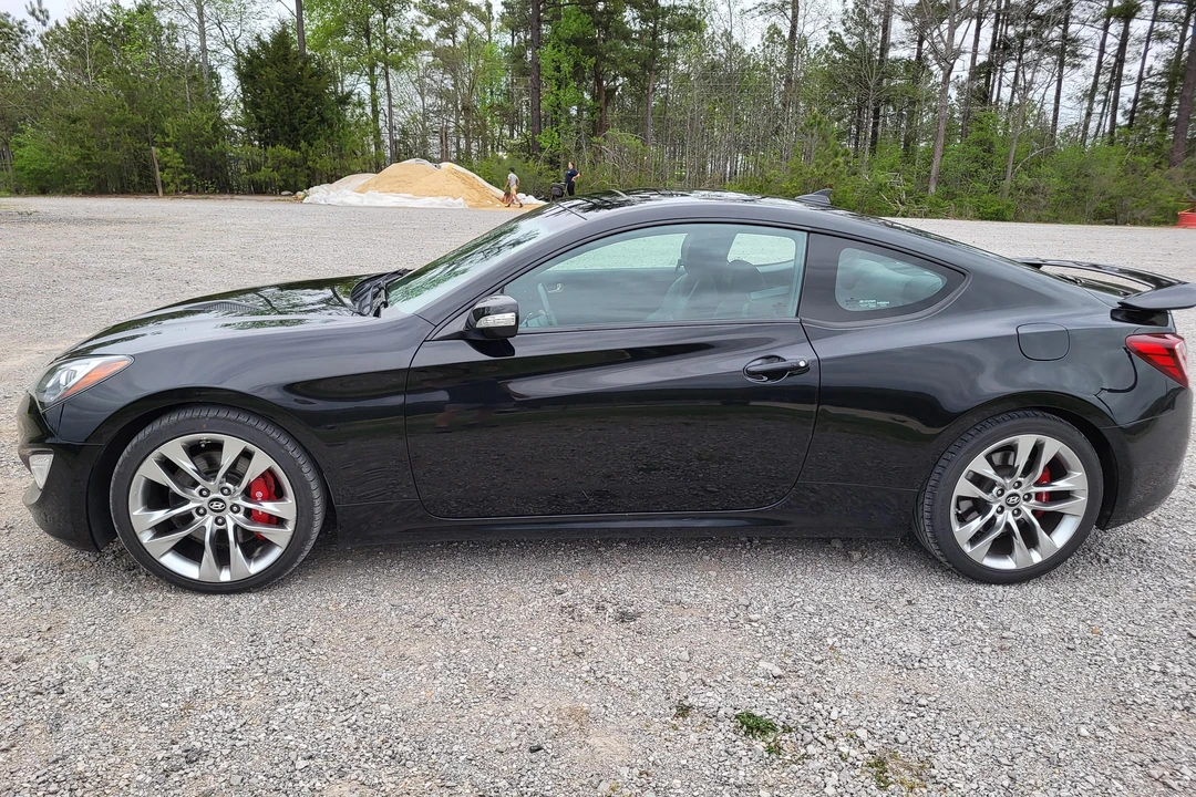 2014 Hyundai Genesis Coupe - Image 3 of 31