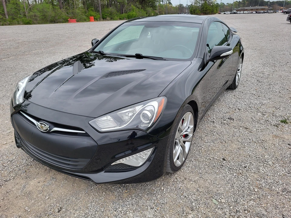 2014 Hyundai Genesis Coupe - Image 7 of 31