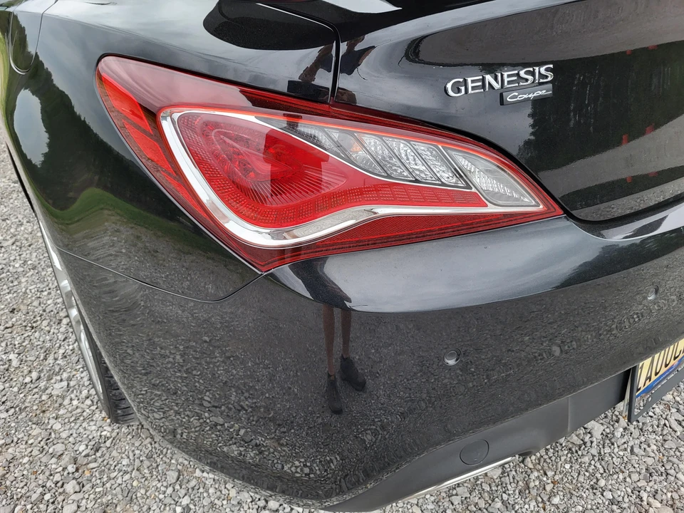 2014 Hyundai Genesis Coupe - Image 22 of 31