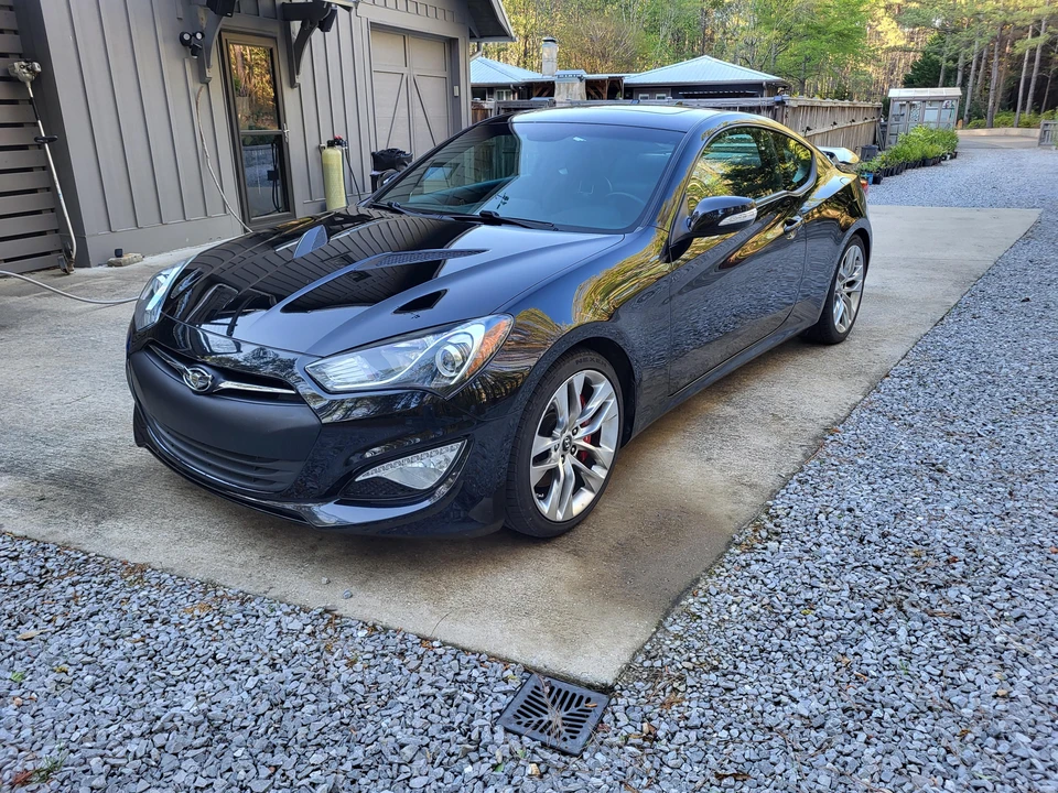 2014 Hyundai Genesis Coupe - Image 8 of 31