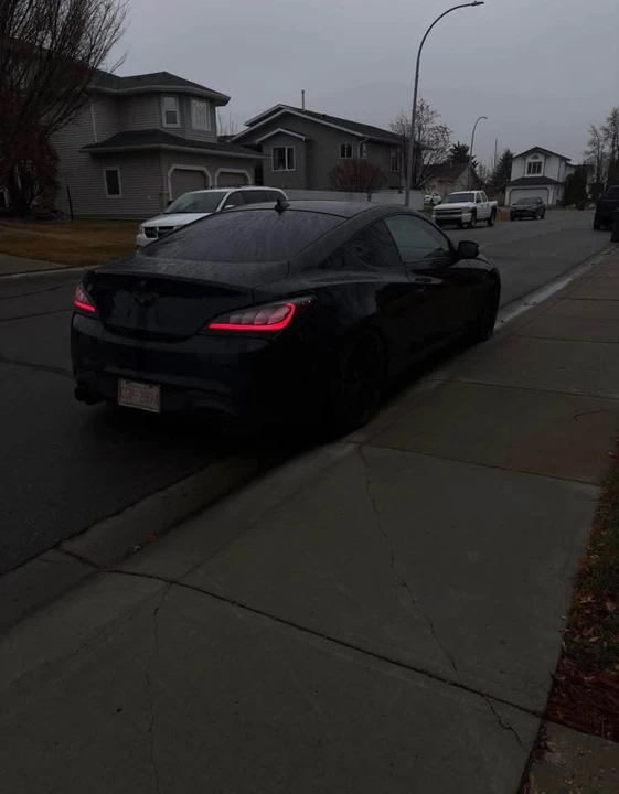 2014 Hyundai Genesis Coupe - Image 4 of 11