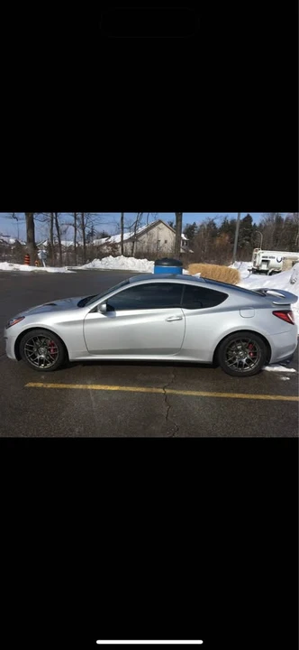 2014 Hyundai Genesis Coupe - Image 16 of 16