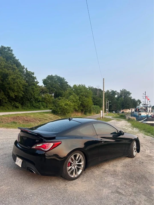 2014 Hyundai Genesis Coupe - Image 3 of 12