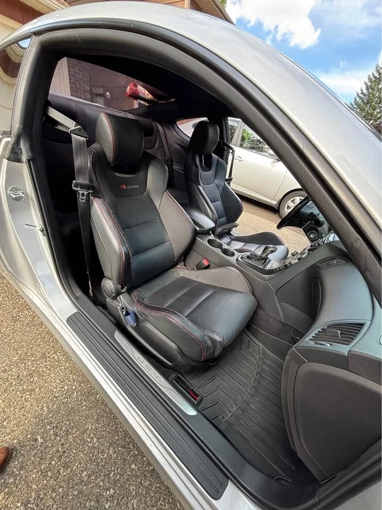 2014 Hyundai Genesis Coupe - Image 13 of 16