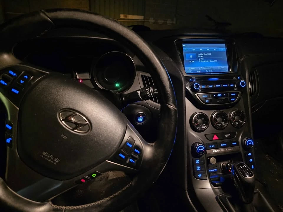 2014 Hyundai Genesis Coupe - Image 5 of 9