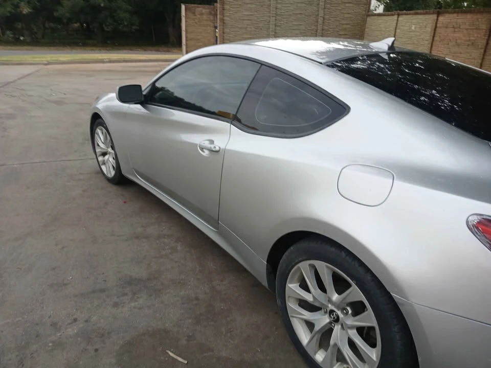 2014 Hyundai Genesis Coupe - Image 4 of 4