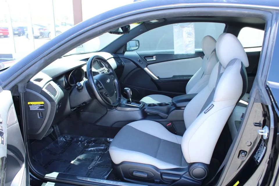 2014 Hyundai Genesis Coupe - Image 7 of 20