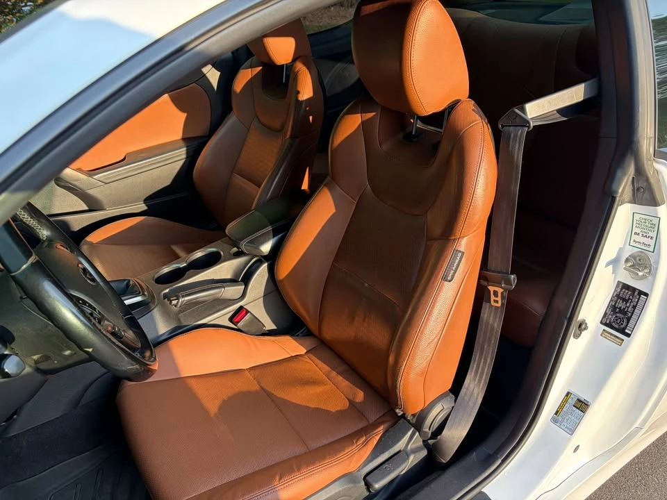 2014 Hyundai Genesis Coupe - Image 4 of 11