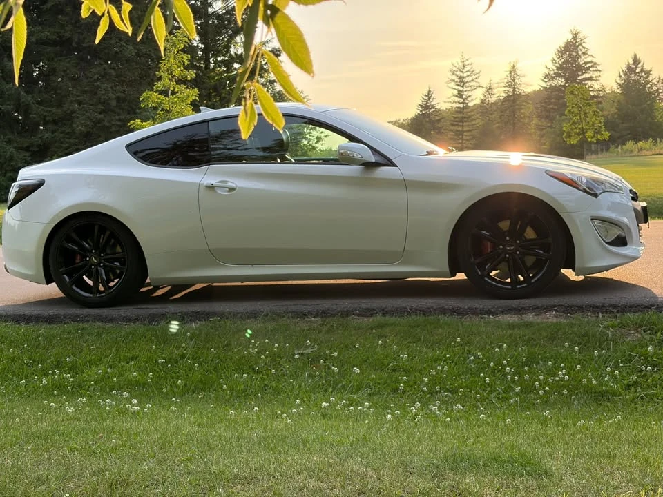 2014 Hyundai Genesis Coupe - Image 13 of 13