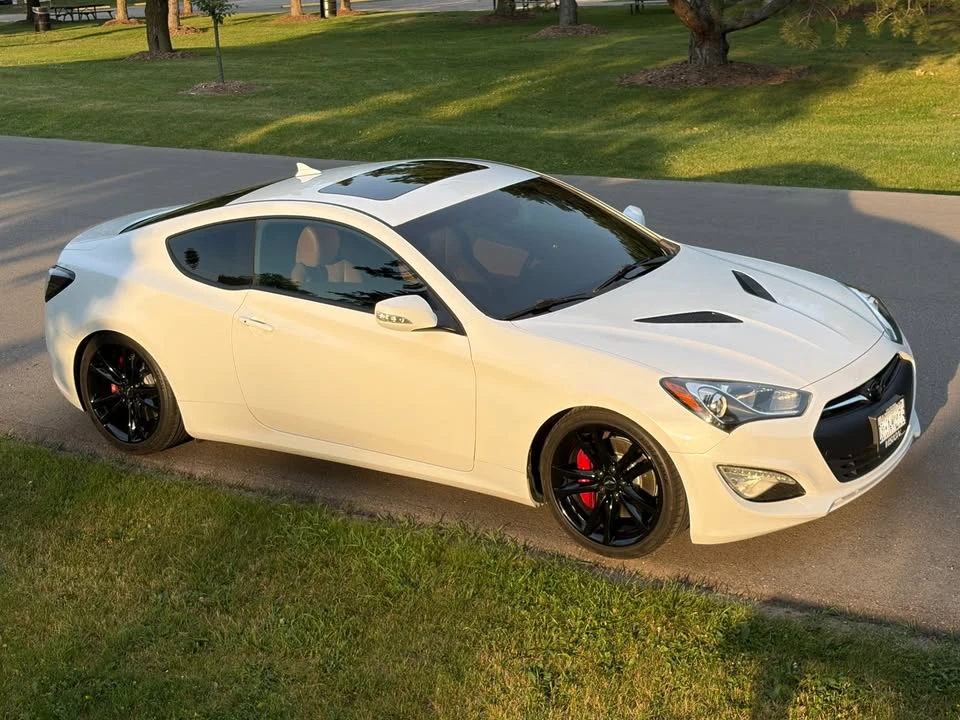 2014 Hyundai Genesis Coupe - Image 3 of 13