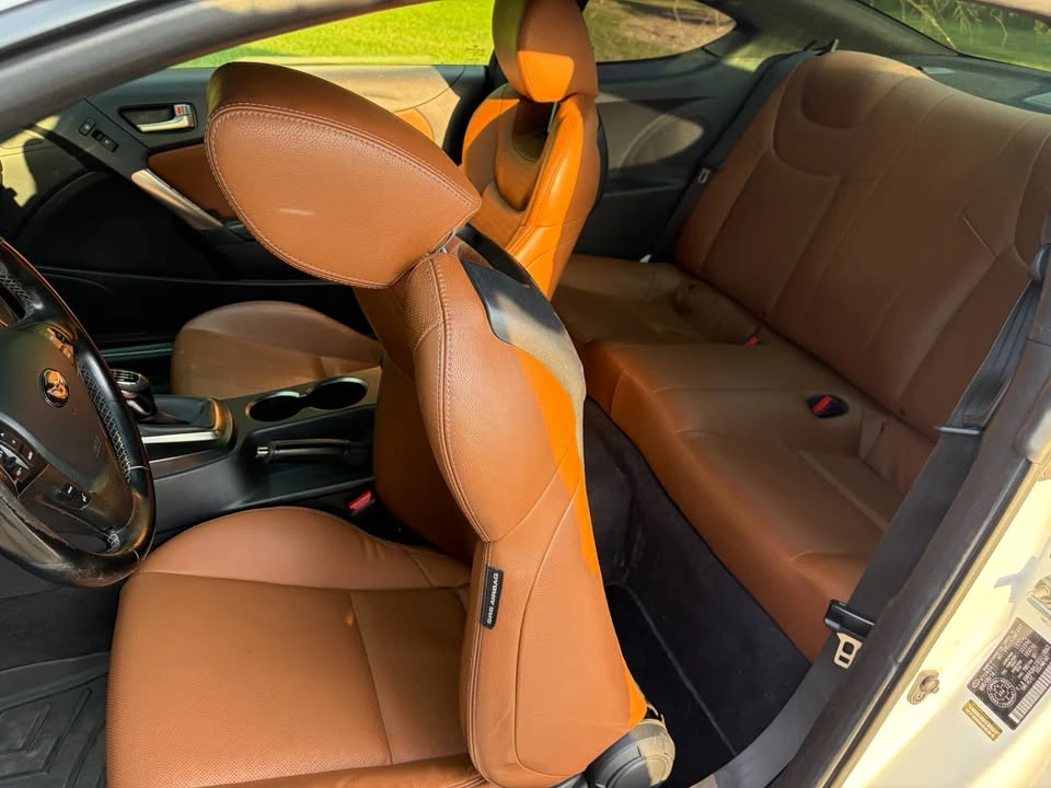 2014 Hyundai Genesis Coupe - Image 6 of 13