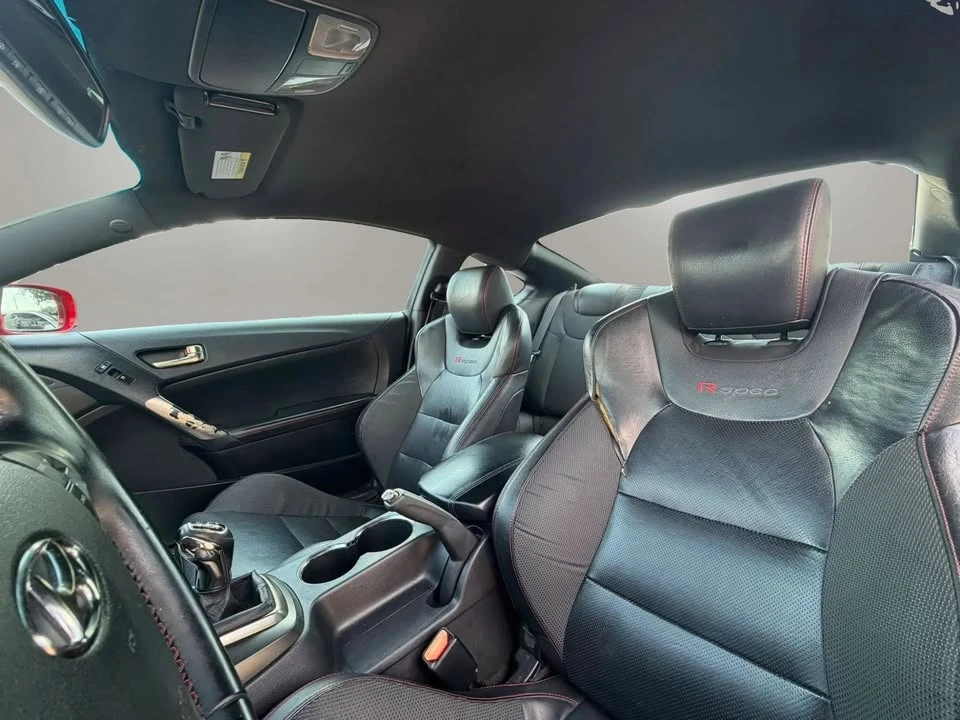 2014 Hyundai Genesis Coupe - Image 9 of 20