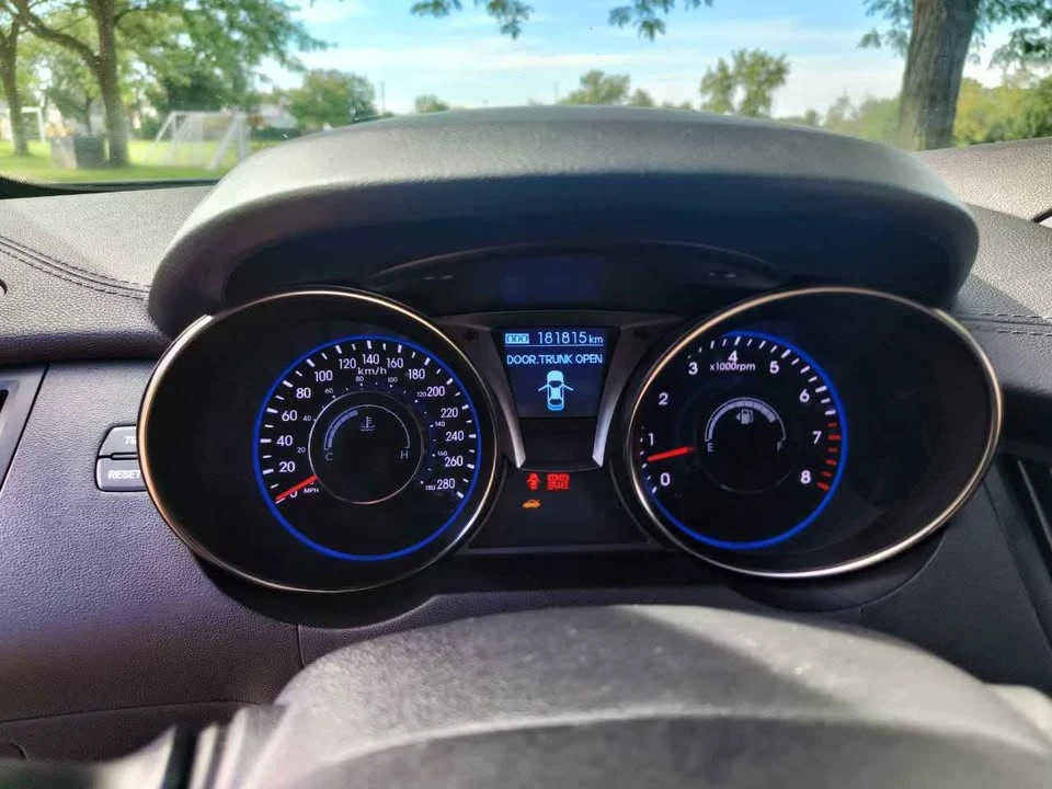 2014 Hyundai Genesis Coupe - Image 9 of 10