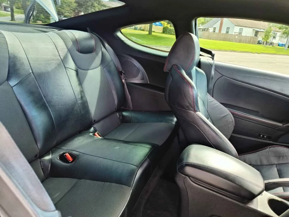 2014 Hyundai Genesis Coupe - Image 7 of 10