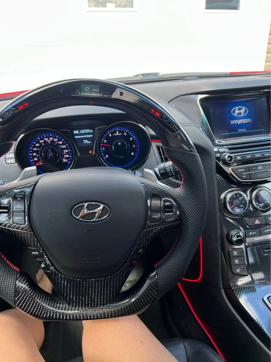 2014 Hyundai Genesis Coupe - Image 7 of 11