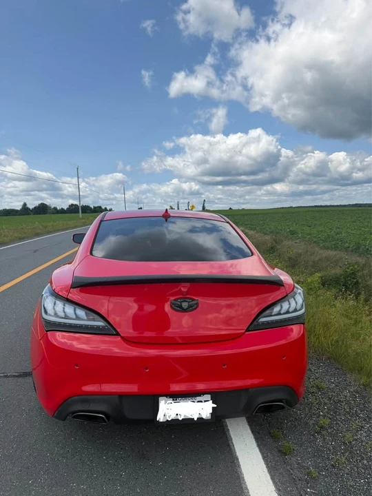 2014 Hyundai Genesis Coupe - Image 4 of 11