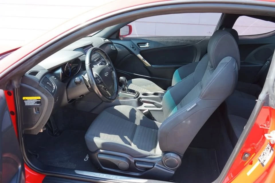 2014 Hyundai Genesis Coupe - Image 13 of 20